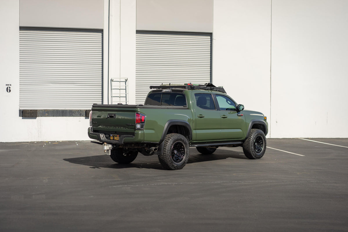 HRE PERFORMANCE WHEELS FT1 alloy wheels with silver finish and multi-spoke design, shown mounted on a vehicle.