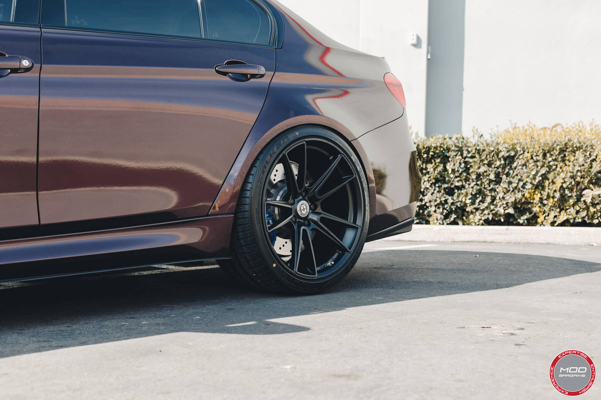 HRE PERFORMANCE WHEELS FF04 alloy wheel with a multi-spoke design, shown in a close-up view highlighting the wheel's finish and detailing.