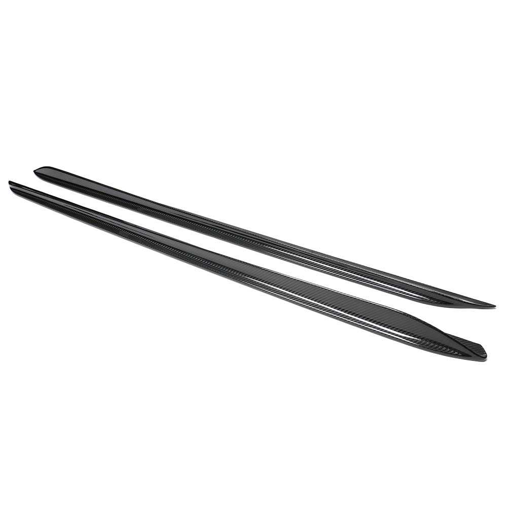 BMW G20 3 Series 2019-2022 CT Carbon dry carbon fibre side skirts V3 installed on the vehicle for enhanced aerodynamics.