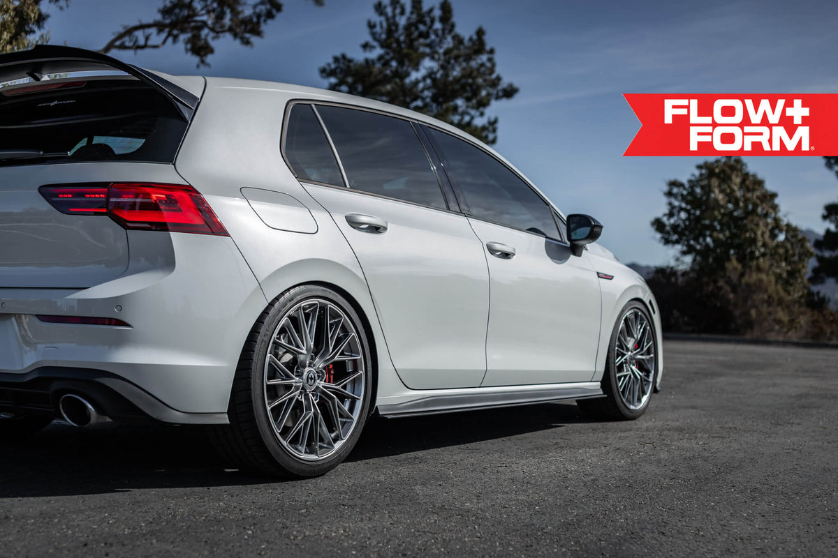 HRE PERFORMANCE WHEELS FF28 alloy wheels with five-spoke design, showcasing a sleek silver finish and detailed rim close-up.
