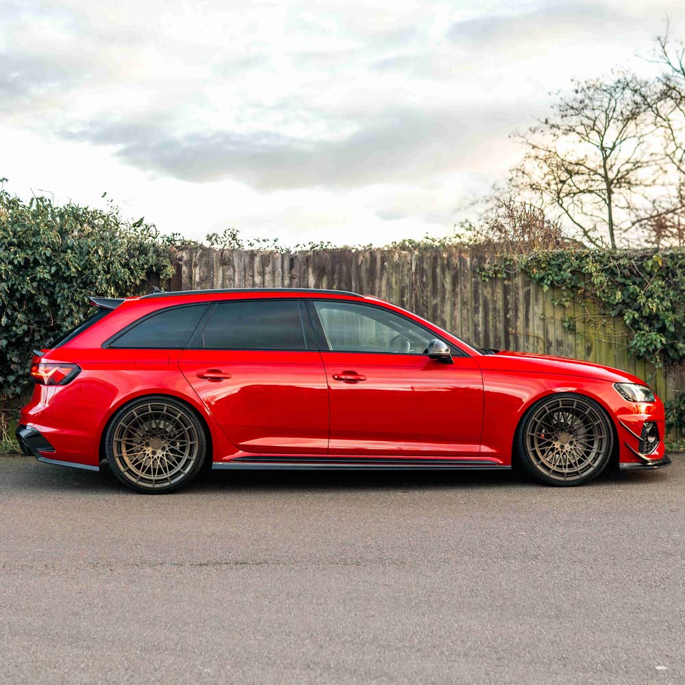 AUDI RS4 B9.5 CT Design carbon fibre kit showing sleek, textured carbon fibre components for sporty enhancement