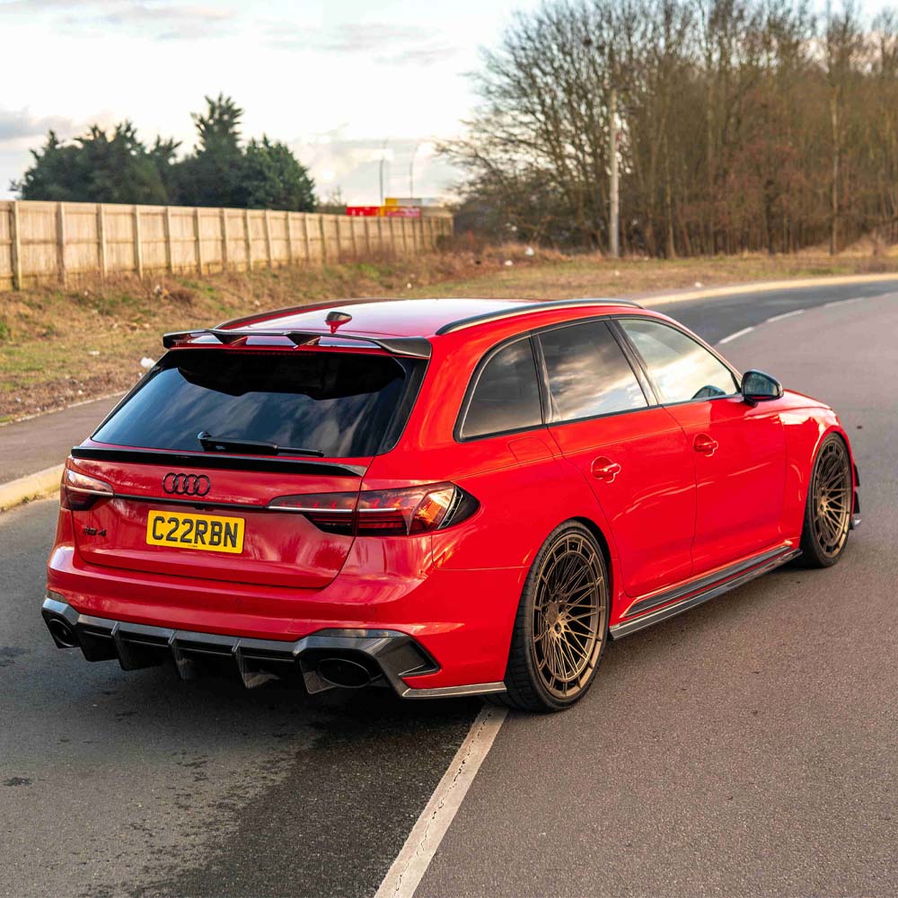 Audi RS4 B9.5 carbon fibre kit by CT Design, featuring sleek carbon fibre components for sporty vehicle enhancement.