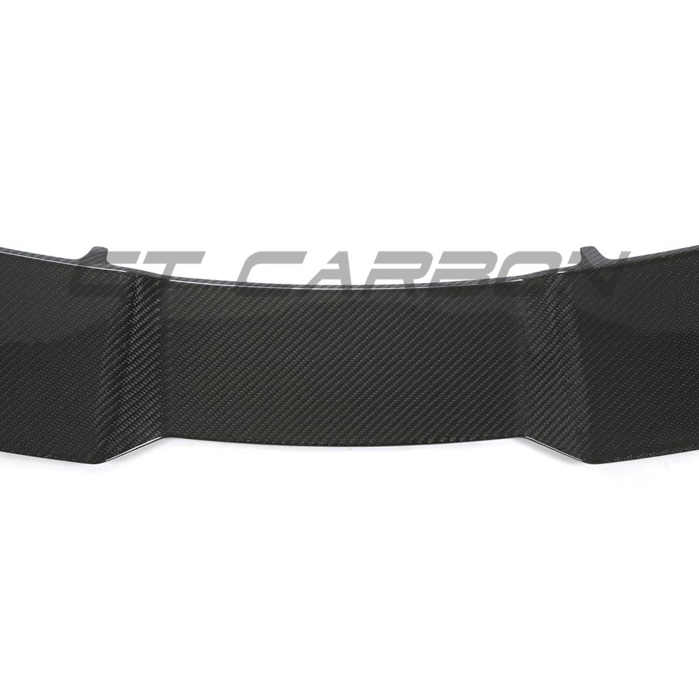 Full Audi RS6 C8 Avant carbon fibre kit by CT Design, showcasing sleek carbon fibre panels on the car.
