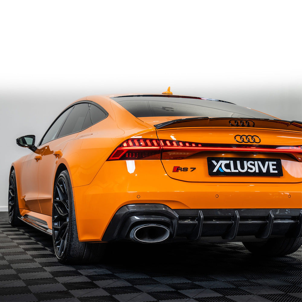 Full view of the CT Design carbon fibre kit on an Audi RS7 C8 2019+ showing sleek, lightweight carbon fibre panels and accents.