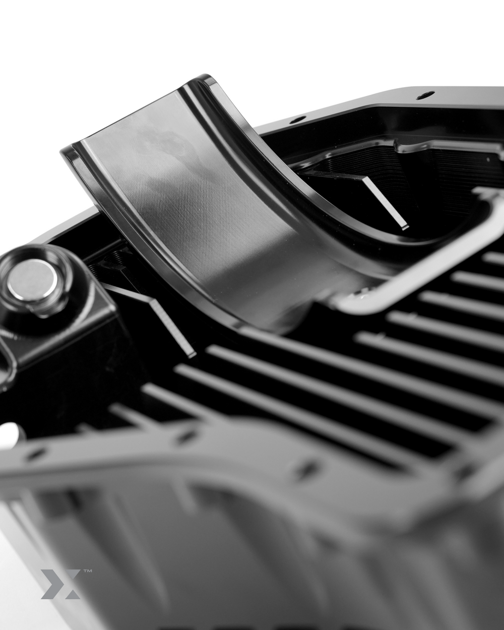 MMX Performance G8x high-capacity baffled differential sump with reinforced construction for improved oil control.
