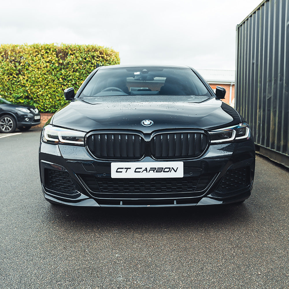 BMW 5 Series G30 G31 LCI CT Carbon gloss black splitter, V2 model, front automotive upgrade with sleek aerodynamic design.