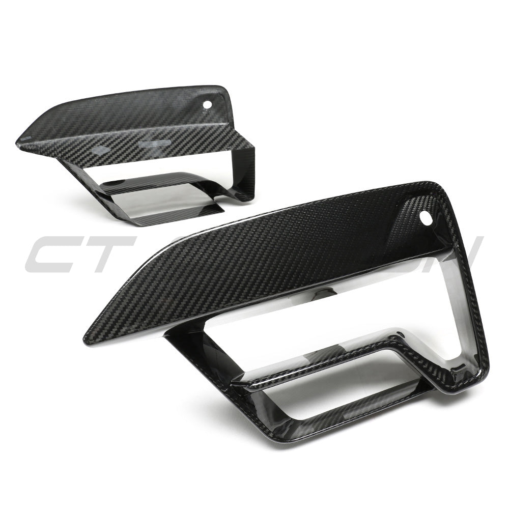 BMW F90 M5 2021+ LCI Carbon Fibre bumper vent covers by CT Carbon, showcasing sleek, lightweight automotive accessories.