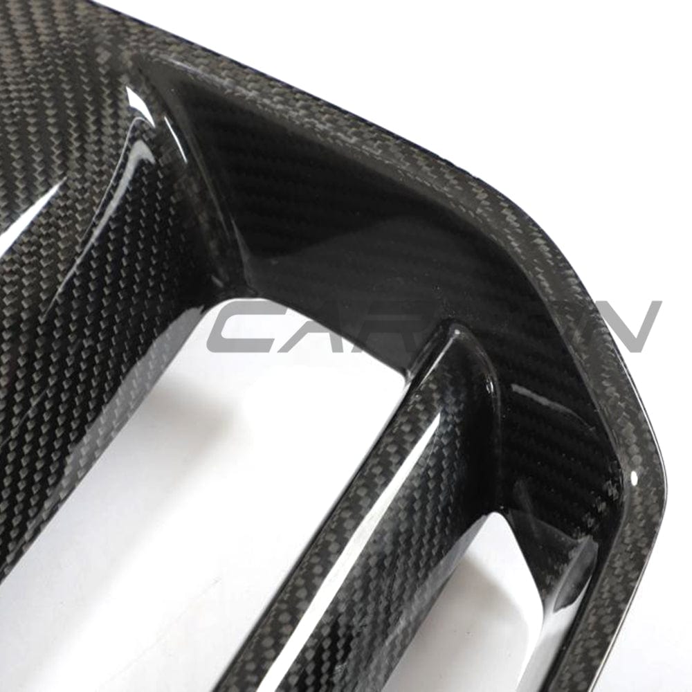 BMW M3 M4 G80 G82 carbon fibre grille by CT Carbon, without ACC, featuring sporty GT style design.