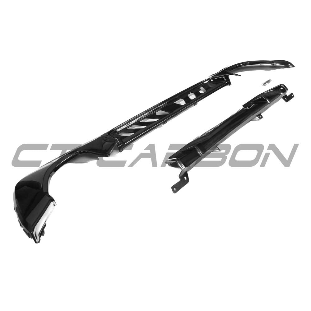 BMW G20 G21 3 Series CT Carbon gloss black diffuser with quad exhaust tips, showcasing sleek design and high-quality finish.