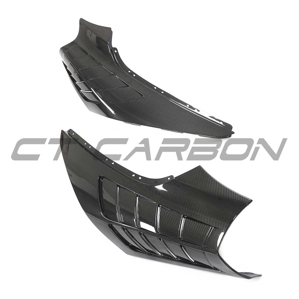 CT Carbon McLaren 720S full carbon kit, V3 CT Design, showing carbon fiber panels and aerodynamic enhancements on the sports car.