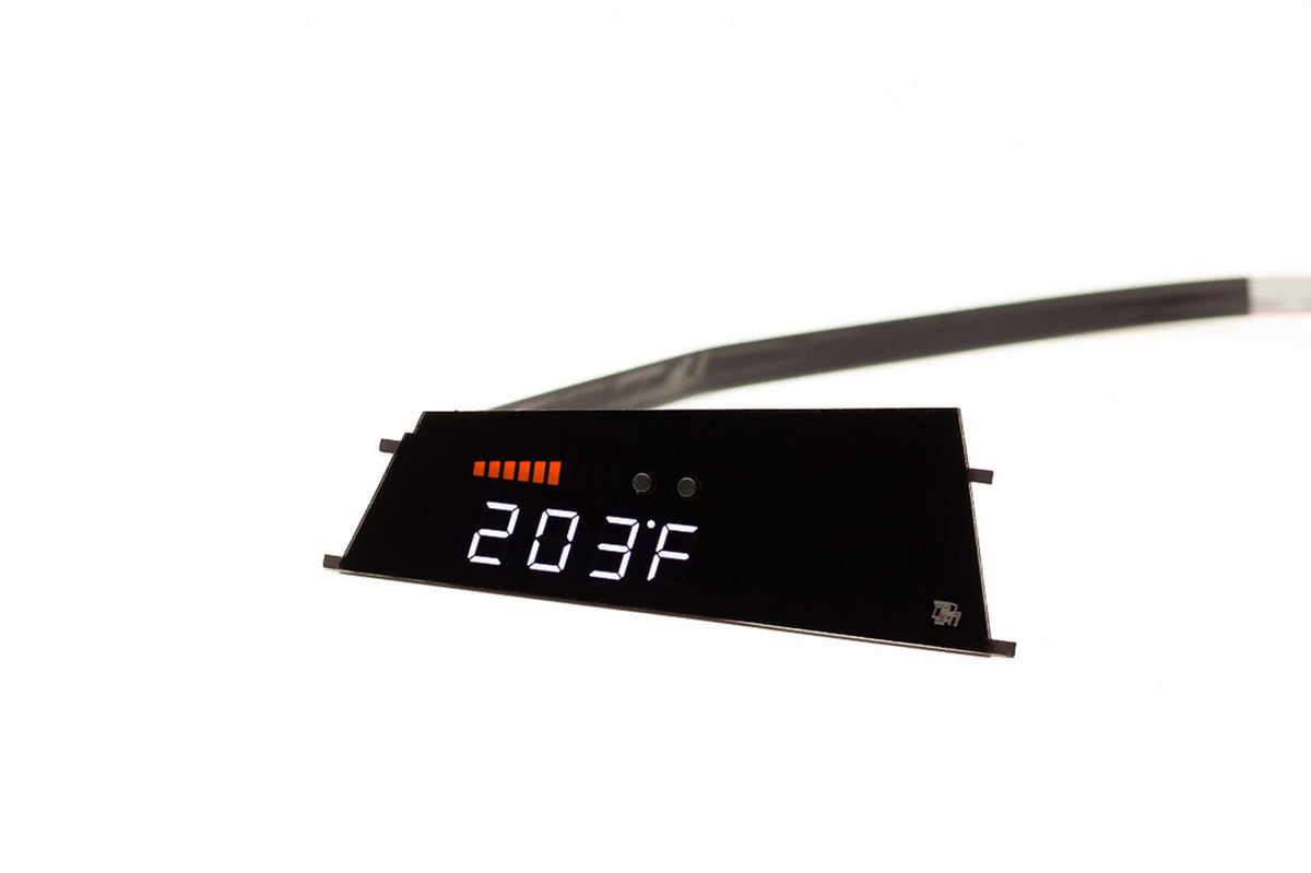BMW 5 Series G30/G31 2019+ P3 Gauges V3 OBD2 dial gauge showing digital display and tachometer in a car dashboard image.