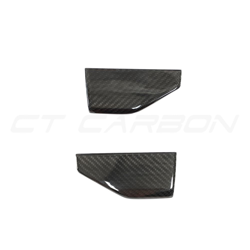 Lamborghini Urus carbon fiber side skirts by CT Design, showcasing sleek, lightweight automotive exterior accessories.