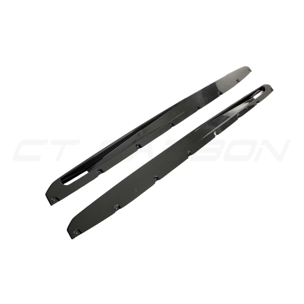 Lamborghini Urus carbon fibre side skirts by CT Design, sleek automotive accessories with a carbon finish for enhanced style.