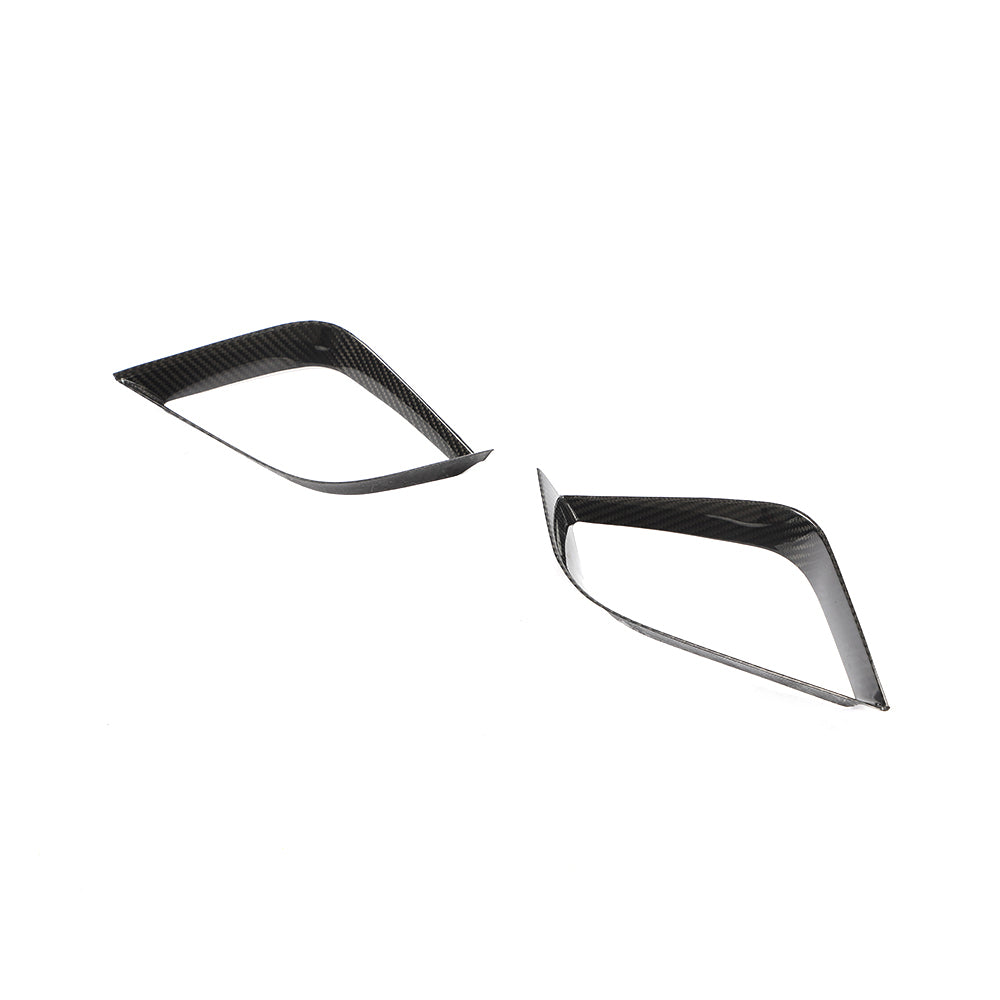 Carbon fibre bumper trim for Porsche 911 991.2 GTS 2017-2019, accessory by CT Carbon, shown on front view of vehicle.