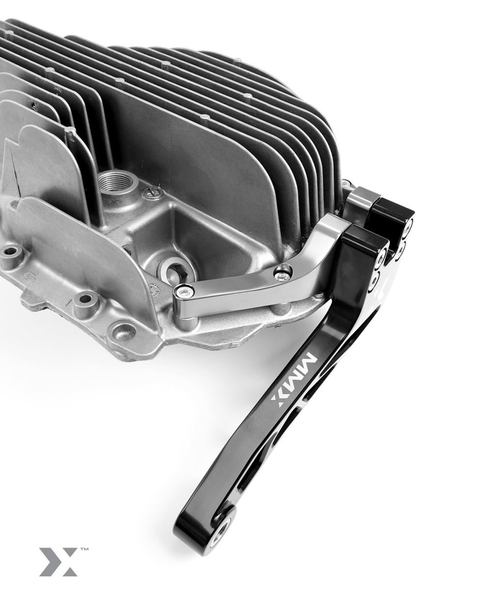 BMW G8x dual differential mount by MMX Performance, showing sturdy metal construction for improved drivetrain stability.