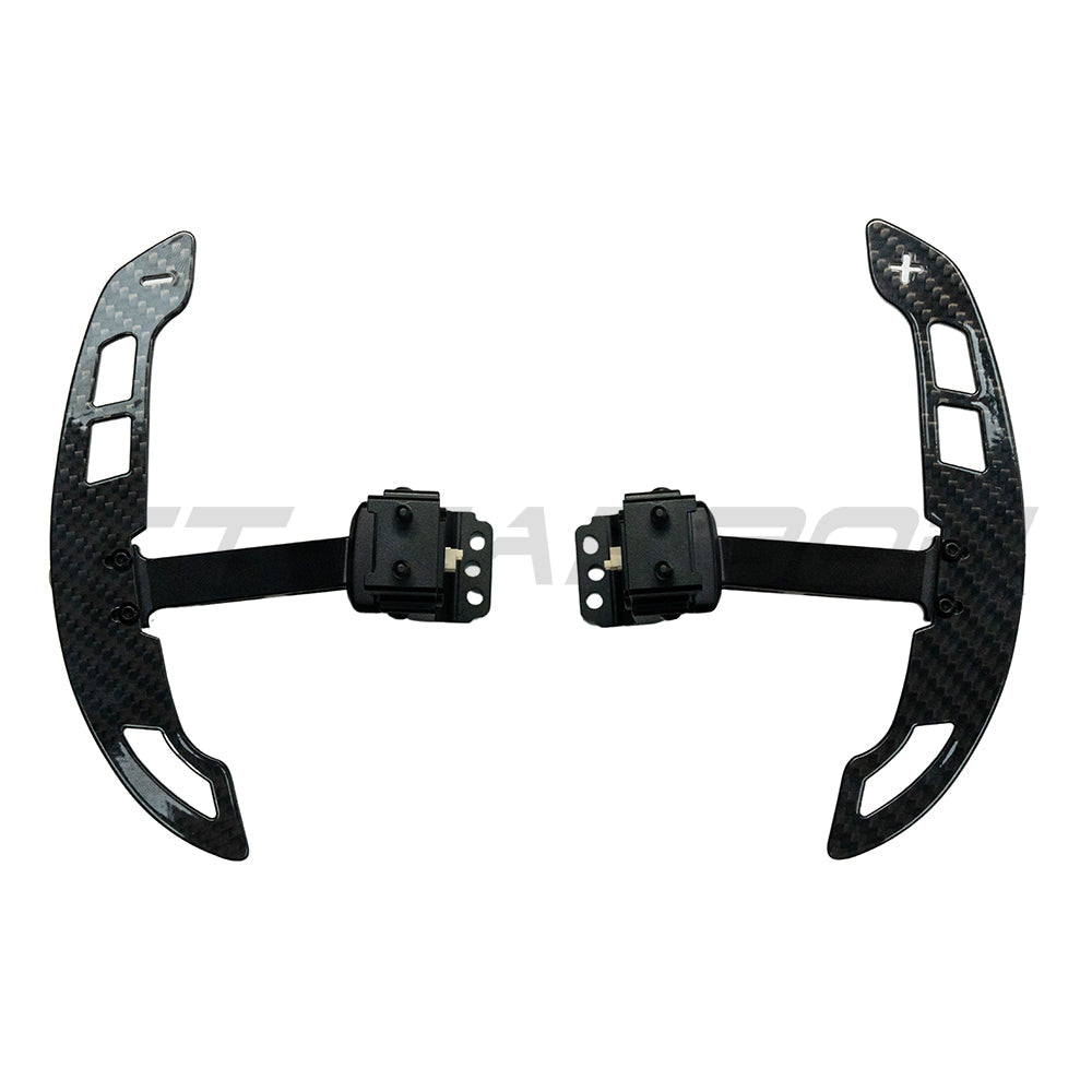 Porsche 911, Cayman, Boxster, Cayenne, Macan 2013+ CT Carbon magnetic carbon fiber paddle shifters installed in a car.