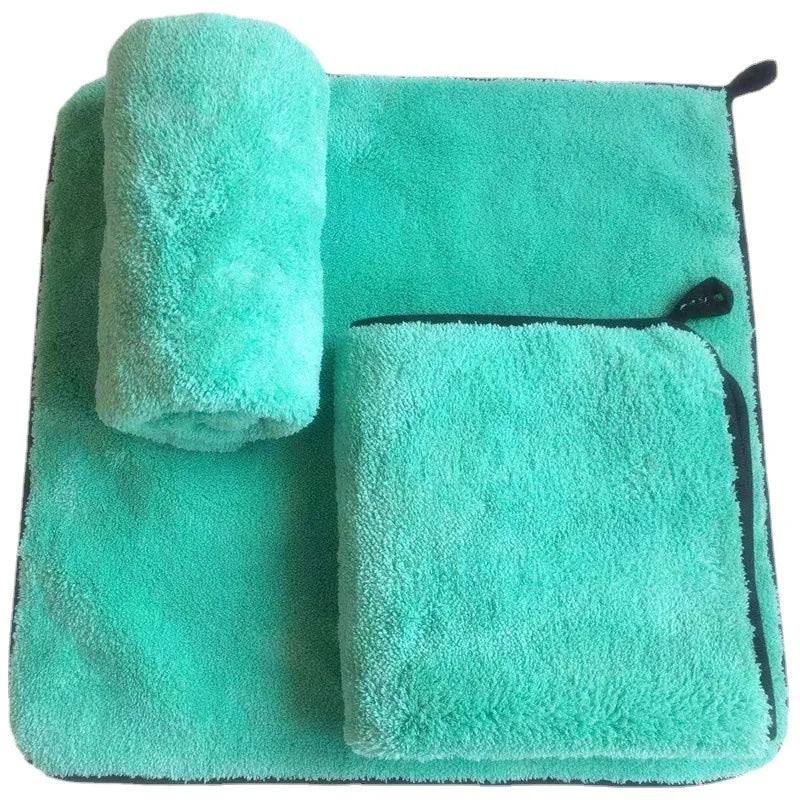 Nineteen72 Performance Microfibre Drying Towel with soft, absorbent fabric for car drying and detailing.