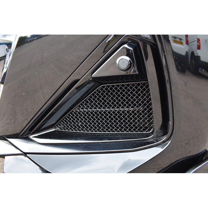 ZunSport BMW G42 M240i front grille set with black mesh design, showcasing the sporty automotive grille for the BMW M240i model.