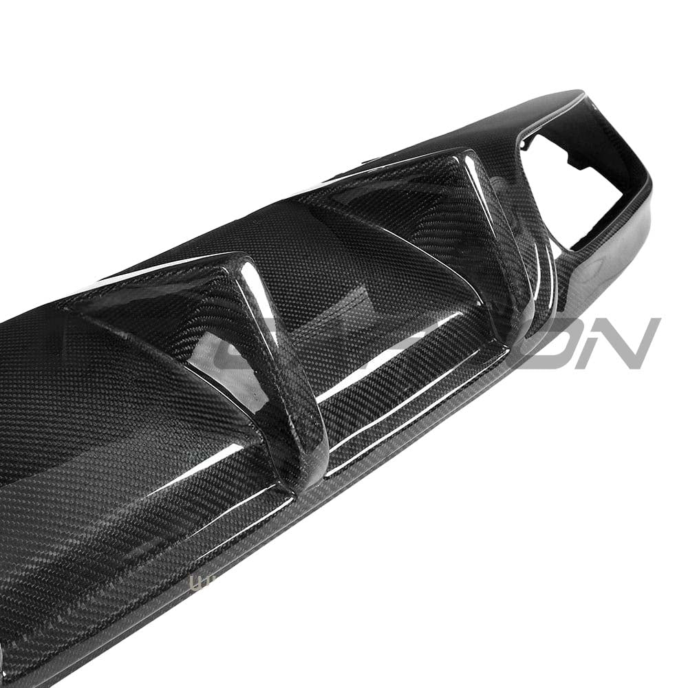 MERCEDES C63 W205 2015-2018 PRE-FACELIFT COUPE FULL CARBON FIBRE KIT - V1