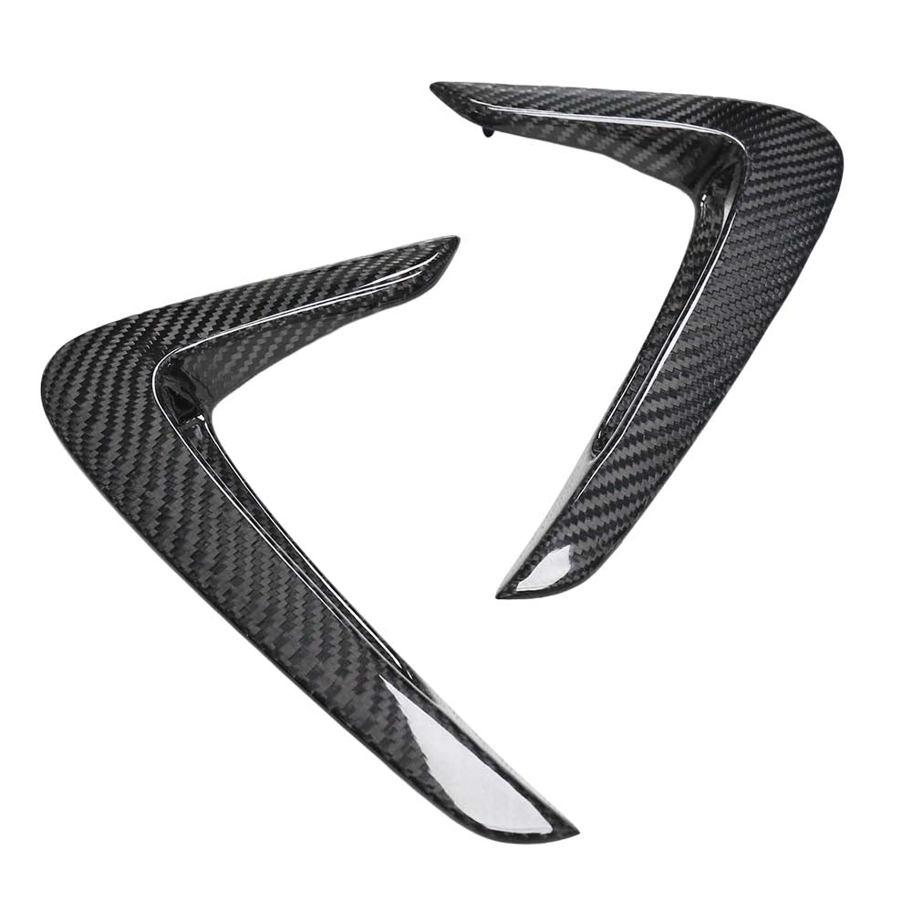 BMW 4 Series F32/F33 dry carbon fiber front fender wing trim by CT Carbon, detailed close-up of the automotive accessory.