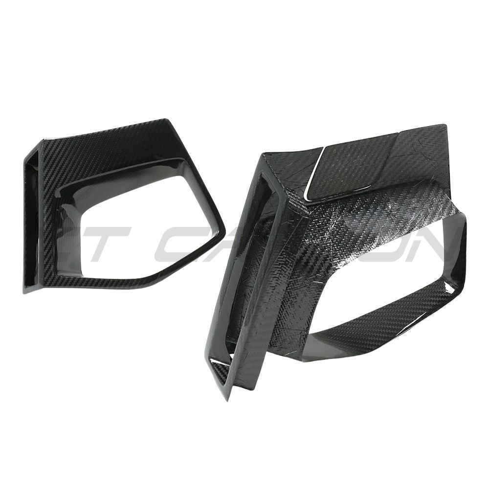 BMW X3M/X4M F97/F98 LCI 2022+ CT Carbon front bumper middle trim in black carbon fibre, showcasing a sleek automotive accessory.