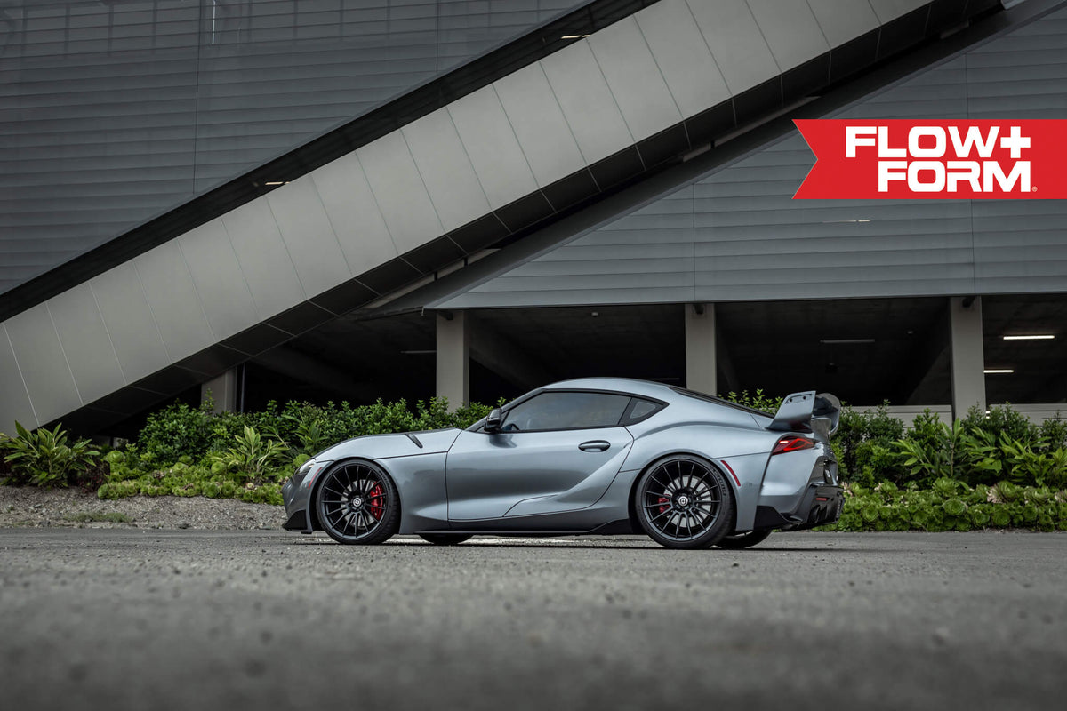 HRE Performance Wheels FF15 alloy wheel with multiple spokes in a sleek, polished finish for high-performance vehicles.