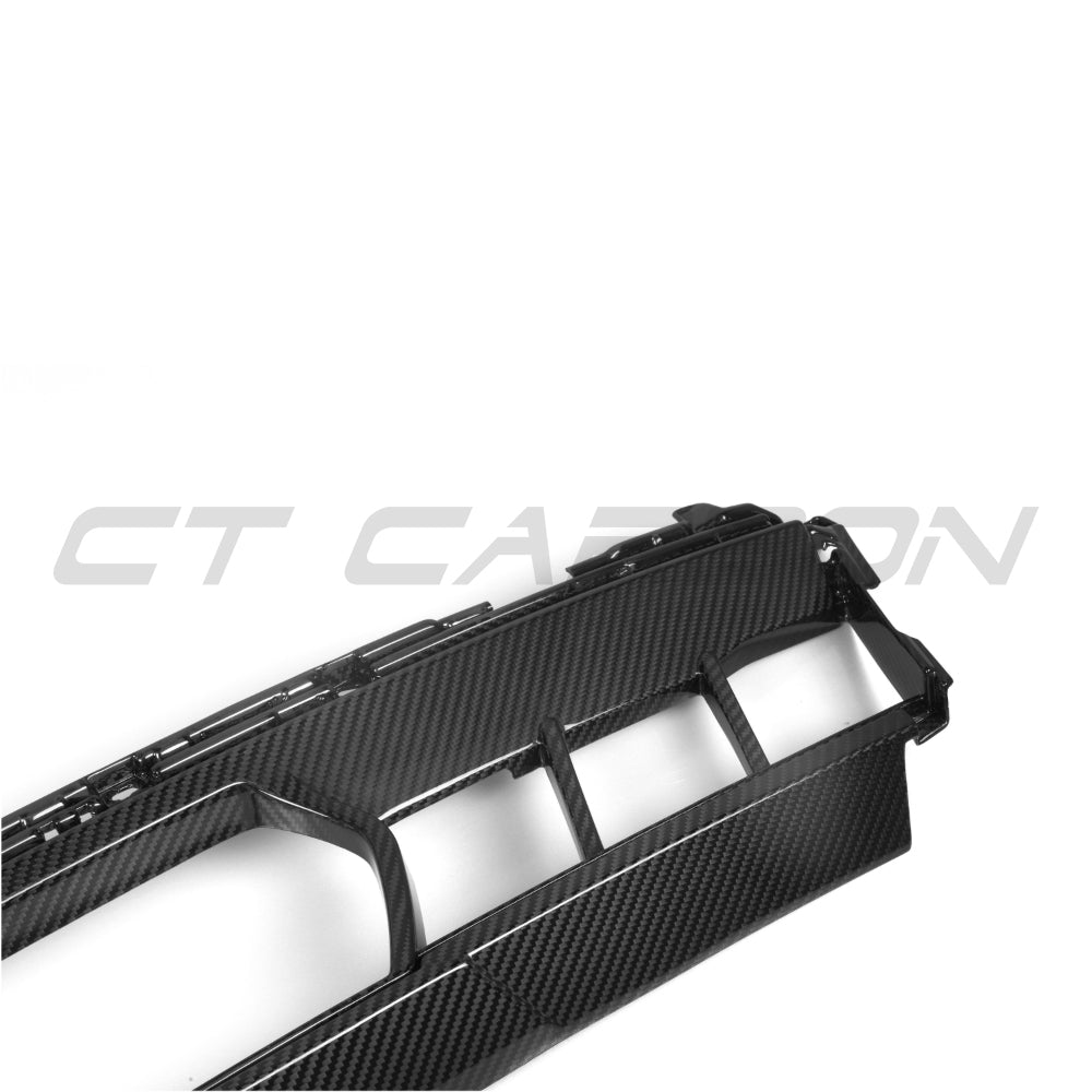 BMW G05 X5 LCI 2023+ CT Carbon full carbon fiber kit, showing various lightweight carbon fiber components for the vehicle.