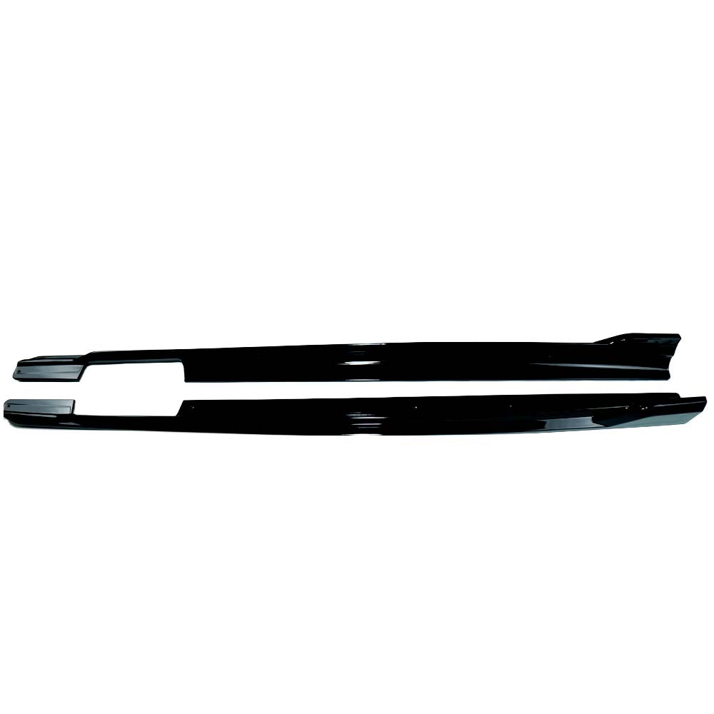 BMW G06 X6 LCI 2023 side skirts in gloss black by CT Carbon, showing sleek, aerodynamic design on the vehicle's side.