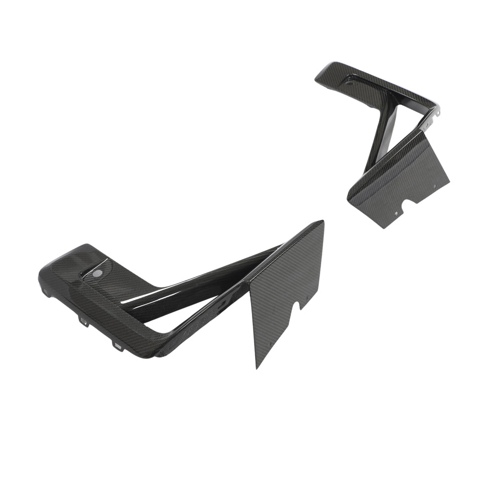 BMW X3M/X4M F97/F98 LCI 2022+ CT Carbon front bumper trim made of carbon fiber, showcasing its sleek, textured surface.