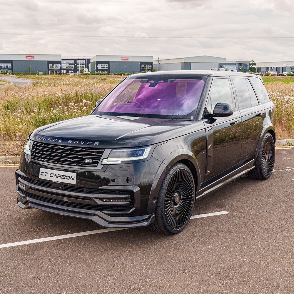 Range Rover L460 SWB 2022+ CT Carbon full carbon fiber kit, featuring sleek carbon fiber panels and accents.