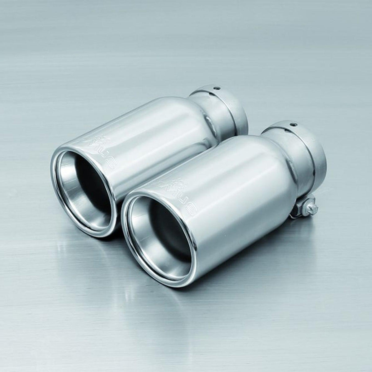 Remus BMW axle-back rear silencer exhaust for 340i/440i LCI non-GPF vehicles, showing the polished exhaust tip and pipe layout.