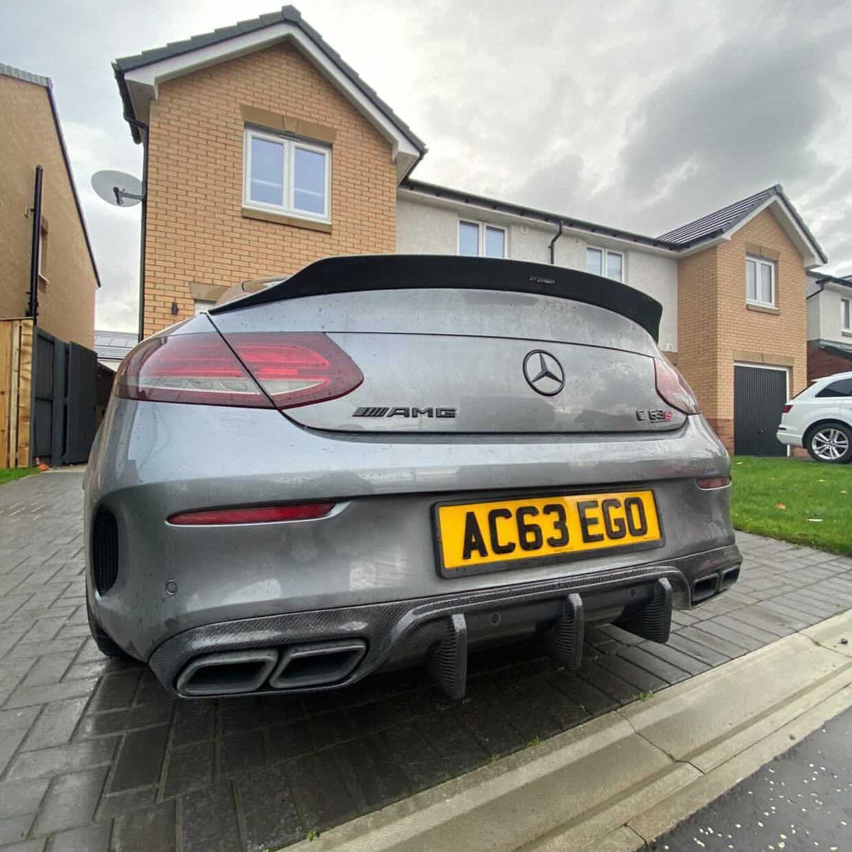 MERCEDES C63 W205 2015-2018 PRE-FACELIFT COUPE FULL CARBON FIBRE KIT - V1