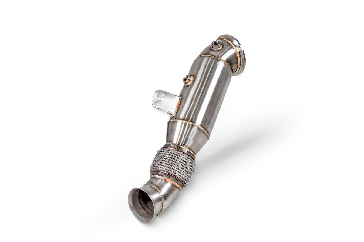 Scorpion BMW X3 M40i G01 de-cat downpipe, stainless steel exhaust component, with visible pipe and flange for enhanced performance.
