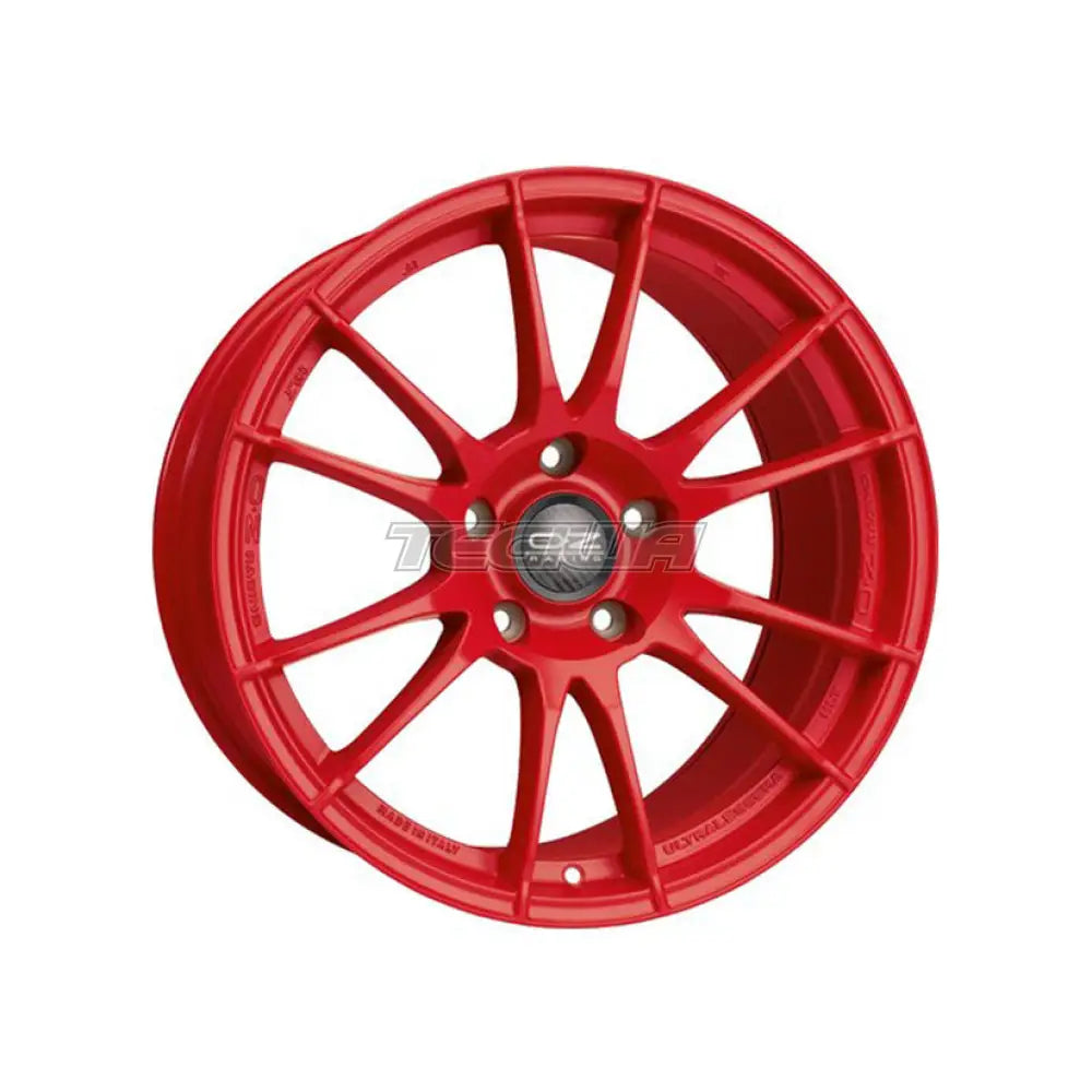 Red OZ I-Tech Ultraleggera HLT 19-inch alloy wheel with 5x120 bolt pattern and ET40 offset, designed for sporty vehicles.